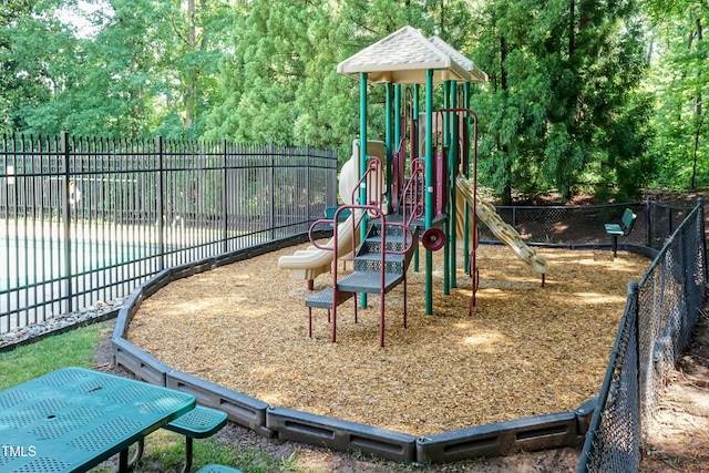 5501 Southern Cross Ave, Raleigh, NC 27606 - view of community playground