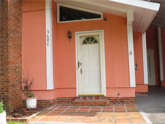 5609 Bowman Ct, Fayetteville, NC 28304 - view of doorway to property