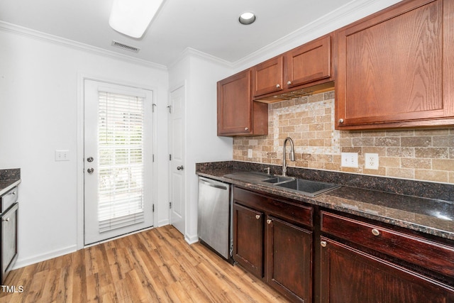 kitchen with dishwasher, a sink, crown molding, light wood-style flooring, and decorative backsplash