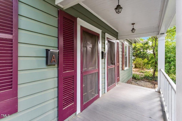 1314 Glendale Ave, Durham, NC 27701 - wooden terrace with a porch