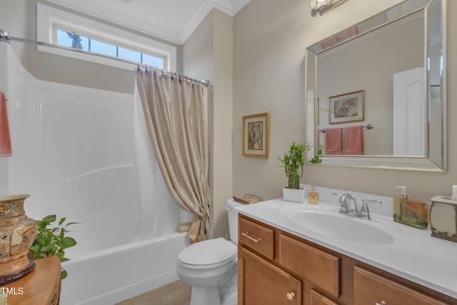 79 Heatherwood Dr, Chapel Hill, NC 27516 - full bath featuring crown molding, toilet, vanity, shower / bath combination with curtain, and tile patterned floors