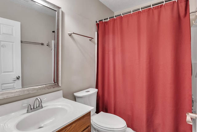 134 Riverwalk Cir, Cary, NC 27511 - full bathroom with toilet, vanity, and a shower with curtain