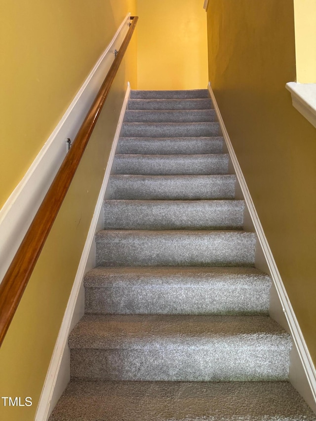 1671 Holly Grove Way, Durham, NC 27713 - view of staircase