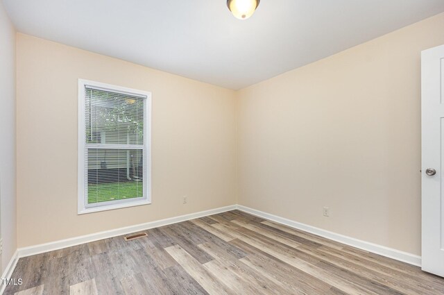 121 Lena Ct, Burlington, NC 27217 - photo 18