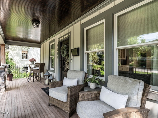 2303 Byrd St, Raleigh, NC 27608 - view of porch