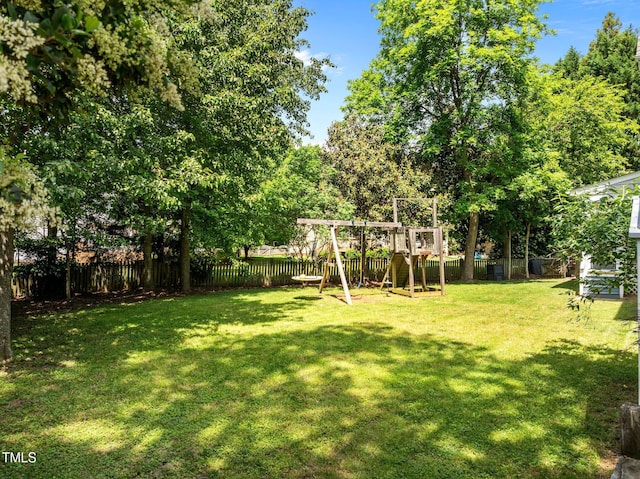 100 Michaels Way, Chapel Hill, NC 27516 - view of yard with a playground