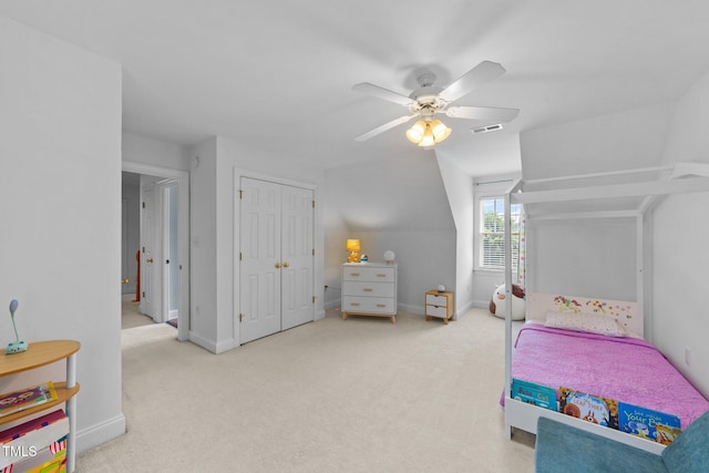 bedroom featuring carpet floors, ceiling fan, and baseboards