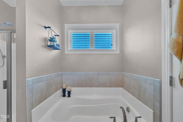 1109 Agio Ct, Zebulon, NC 27597 - full bath featuring a bath