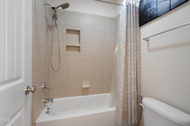 200 Vintage Hill Cir, Apex, NC 27539 - bathroom featuring shower / tub combo and toilet