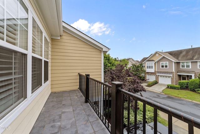 9164 Wooden Rd, Raleigh, NC 27617 - balcony with a residential view
