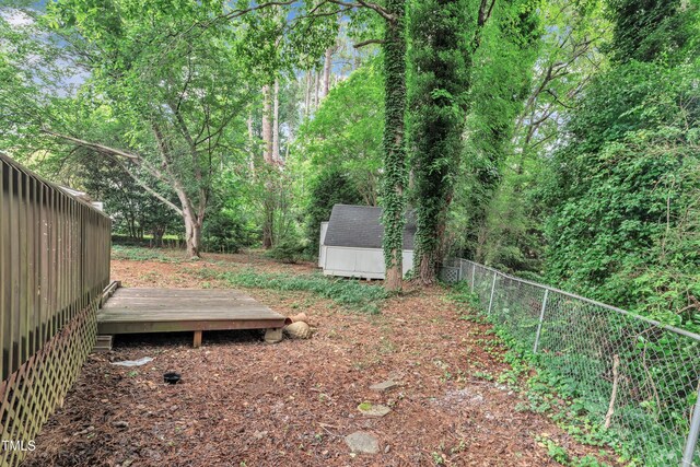 5804 Heatherbrook Cir, Raleigh, NC 27612 - photo 36