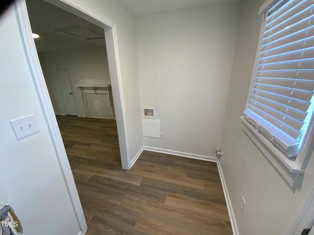 609 N Magnolia Ave, Dunn, NC 28334 - clothes washing area featuring wood finished floors, baseboards, and hookup for a washing machine