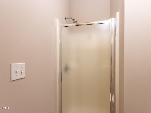 301 Monterey Ct, Benson, NC 27504 - bathroom featuring a shower stall