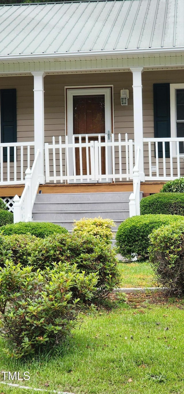 107 Oak Park Dr, Benson, NC 27504 - photo 2