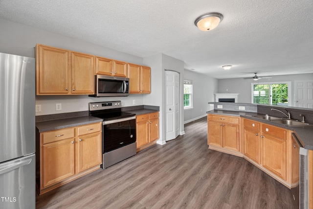 2018 Grassy Banks Dr, Raleigh, NC 27610 - photo 16
