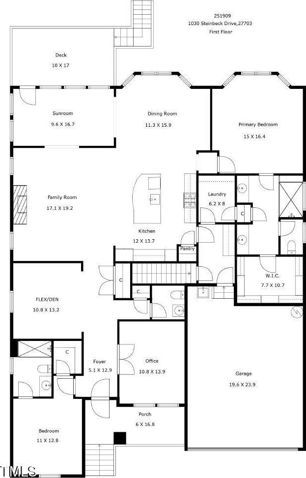 floor plan / room layout