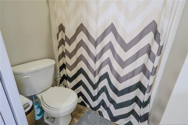 3119 Metthame Dr, Fayetteville, NC 28306 - full bathroom featuring toilet and wood finished floors