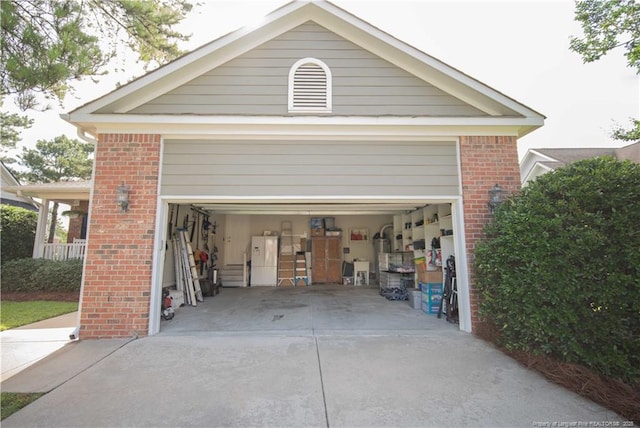 3119 Metthame Dr, Fayetteville, NC 28306 - garage with driveway