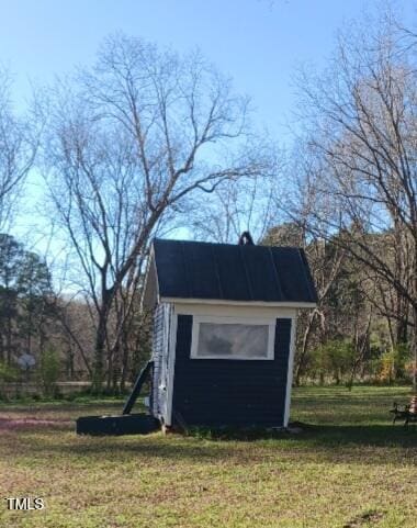 417 S Main St, Warrenton, NC 27589 - view of outdoor structure with an outbuilding