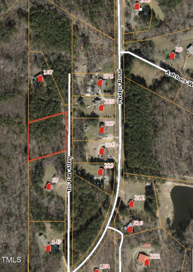 83 Tin Pan Aly, Franklinton, NC 27525