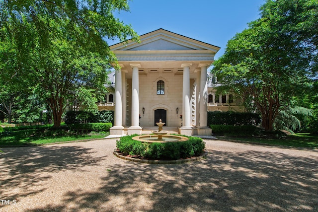 6510 New Market Way, Raleigh, NC 27615 - view of front of home with curved driveway and covered porch