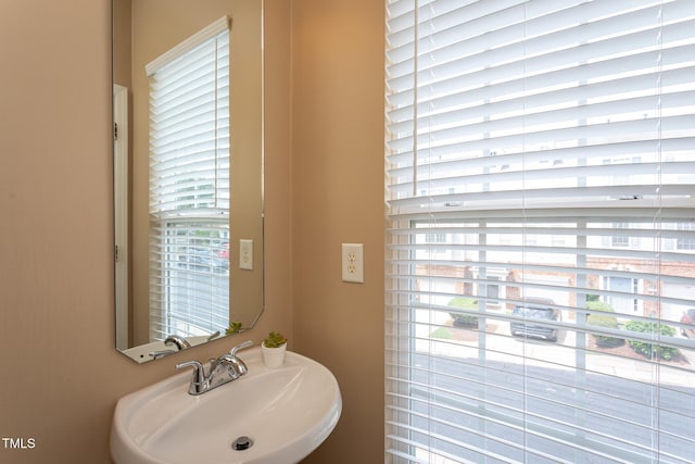 7244 Galon Glen Rd, Raleigh, NC 27613 - bathroom with a sink