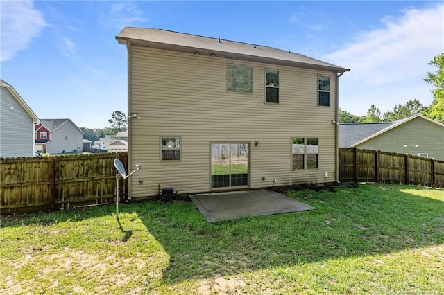 4572 Headwind Dr, Fayetteville, NC 28306 - back of property with a patio