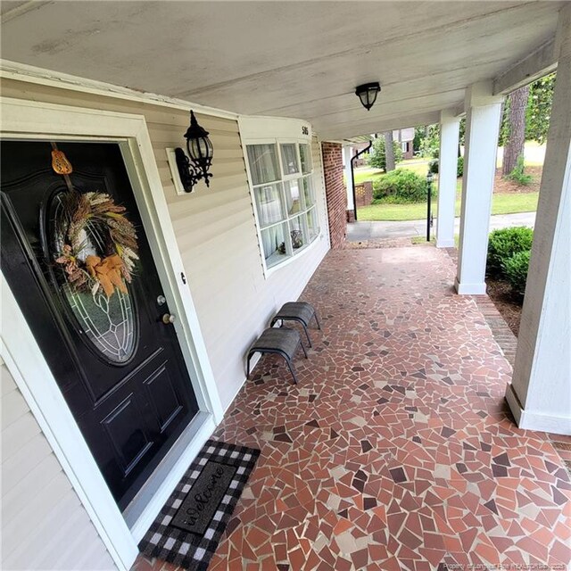 505 W 30th St, Lumberton, NC 28358 - view of covered porch