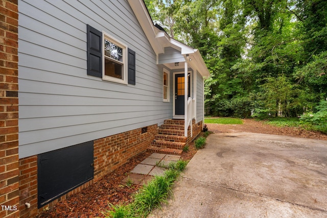 4004 Bamburgh Ln, Apex, NC 27539 - entrance to property featuring a patio