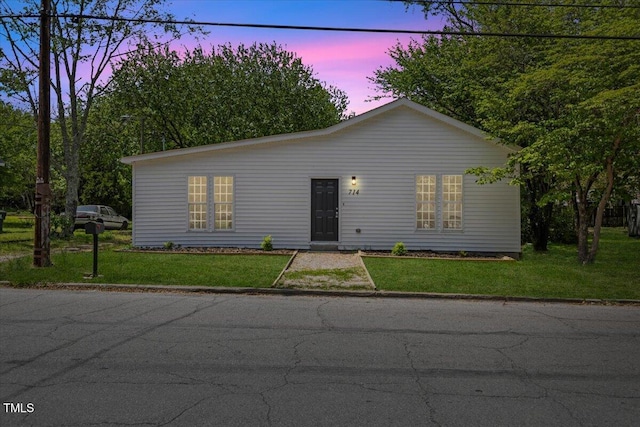 714 Harriett St, Henderson, NC 27536 - view of front of home with a front yard