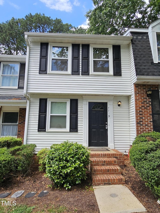 7719 Kingsberry Ct, Raleigh, NC 27615 - view of front of property with brick siding