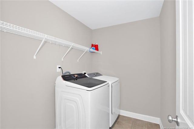 341 Woodington Rd, Hope Mills, NC 28348 - clothes washing area featuring washer and dryer and baseboards