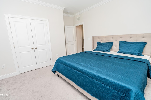 2918 Heirloom Way, Apex, NC 27502 - carpeted bedroom with crown molding, baseboards, and a closet