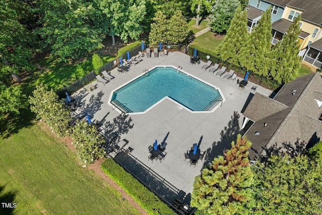 3002 Bartlett Cir, Hillsborough, NC 27278 - bird's eye view of a pool area