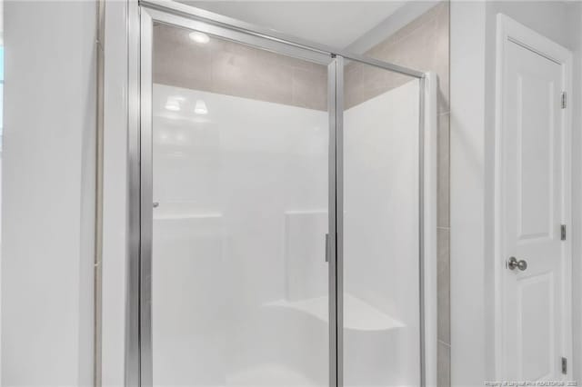 607 Rempstone Ln, Fayetteville, NC 28311 - bathroom featuring a stall shower