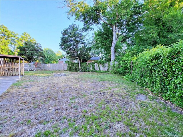 6261 Stoney Point Loop, Fayetteville, NC 28306 - view of yard featuring fence