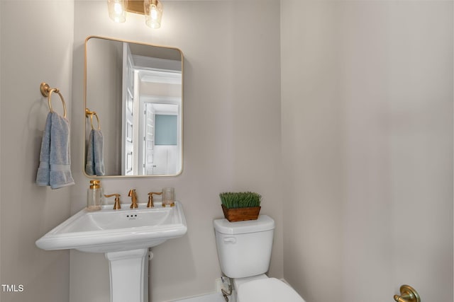1029 Whitehall Cir, Durham, NC 27713 - half bath with toilet