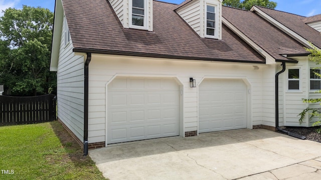 4259 Old Faison Rd, Knightdale, NC 27545 - garage featuring concrete driveway