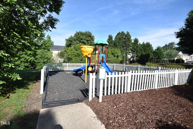 109 Troyer Pl, Apex, NC 27502 - view of play area