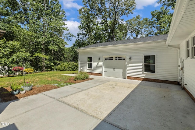 418 S W St, Cary, NC 27511 - garage with driveway