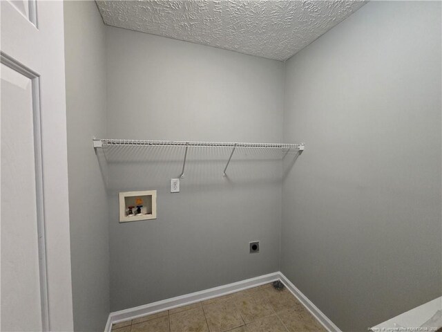 1019 Canter Ln, Hope Mills, NC 28348