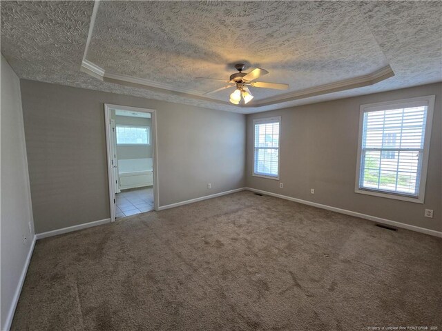 1019 Canter Ln, Hope Mills, NC 28348
