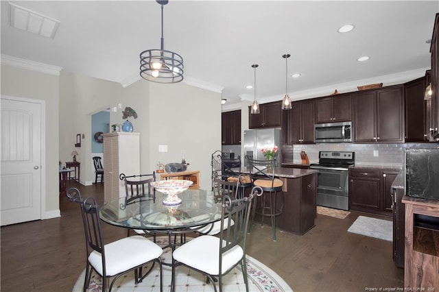 3821 Shire St, Hope Mills, NC 28348 - dining space featuring crown molding, dark wood-style flooring, recessed lighting, and baseboards