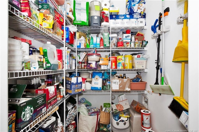 3821 Shire St, Hope Mills, NC 28348 - view of pantry