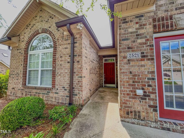 2521 Saintsbury Dr, Burlington, NC 27215 - photo 3
