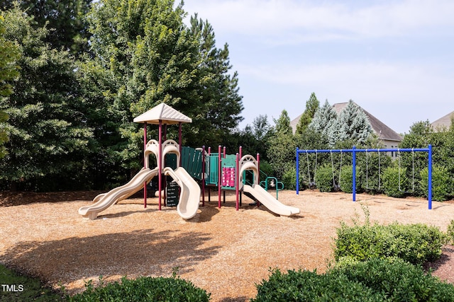 2837 Milano Ave, Apex, NC 27502 - view of community play area