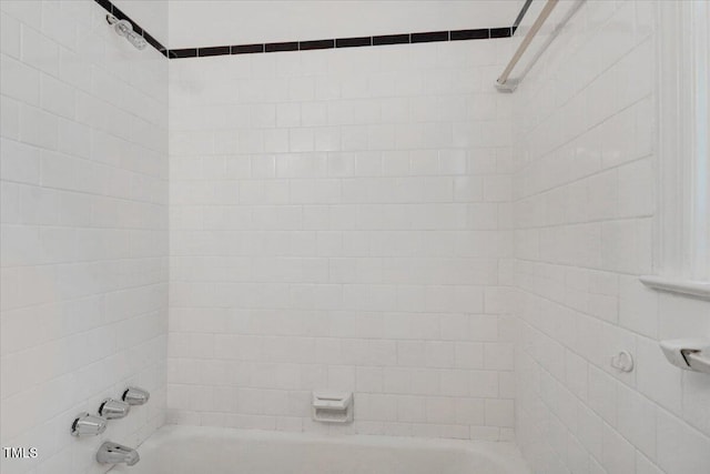 905 S 1st St, Smithfield, NC 27577 - full bathroom featuring shower / bath combination