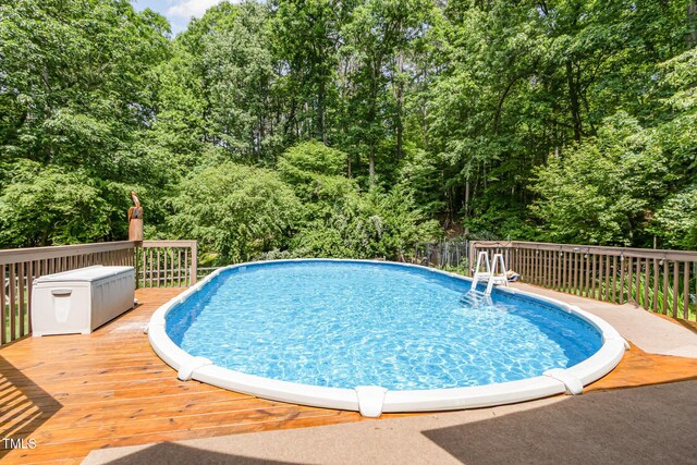 108 Hanover Pl, Chapel Hill, NC 27516 - outdoor pool with a deck