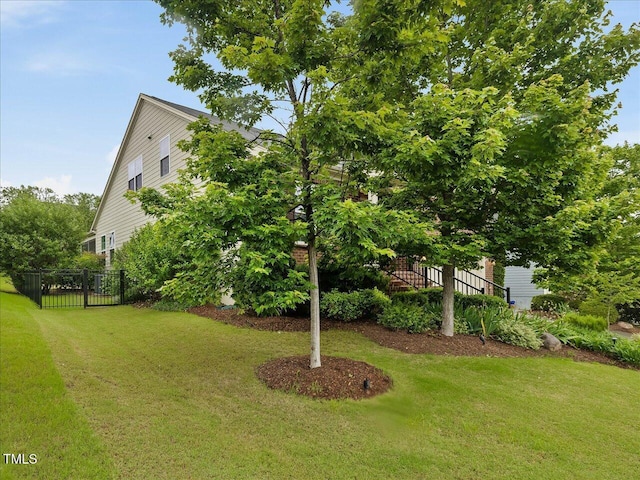 136 Shadow Hawk Dr, Durham, NC 27713 - view of yard