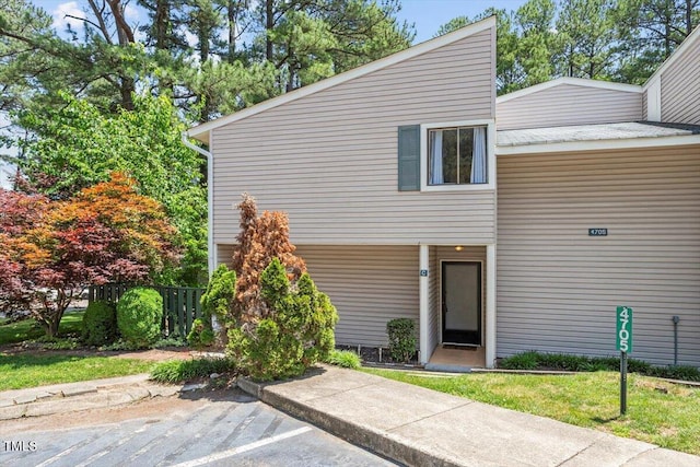 4705 Walden Pond Dr Unit 110-C, Raleigh, NC 27604 - view of mid-century home